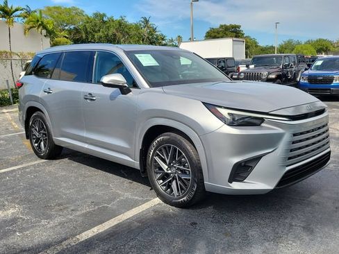 Used 2024 Lexus TX 350 FWD w/ Captains Chair Package image 2