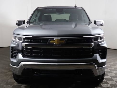 Used 2024 Chevrolet Silverado 1500 LT AWD/4WD image 10