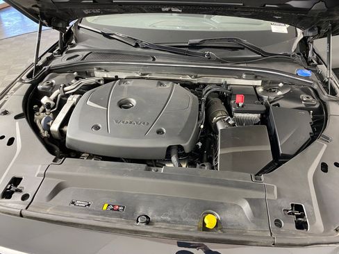 Used 2018 Volvo V90 T6 Cross Country w/ Convenience Package image 30