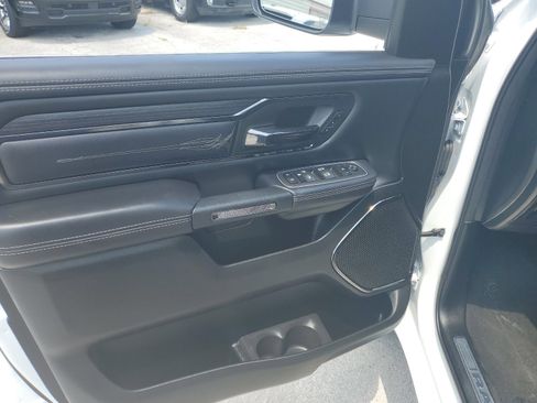 Used 2024 RAM 1500 Limited w/ Body Color Bumper Group image 16