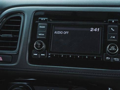 Used 2019 Honda HR-V LX image 20