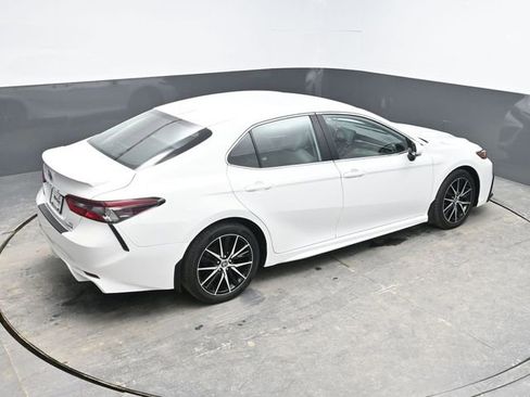 Used 2022 Toyota Camry SE image 24