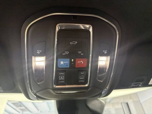 Certified 2023 Jeep Grand Cherokee L Laredo AWD/4WD image 24