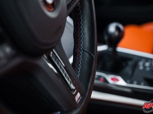 Used 2021 BMW M3 MANUAL w/ M Carbon Exterior Package image 20