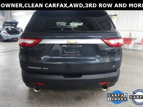 Used 2021 Chevrolet Traverse LT image 9