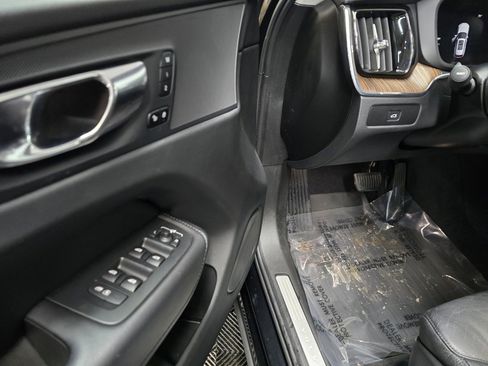 Used 2023 Volvo XC60 B5 Plus w/ Climate Package image 22