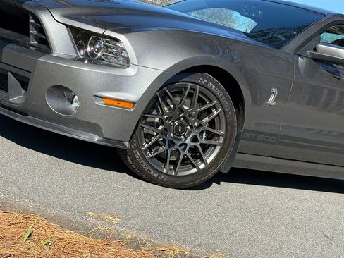 Used 2013 Ford Mustang Shelby GT500 image 5