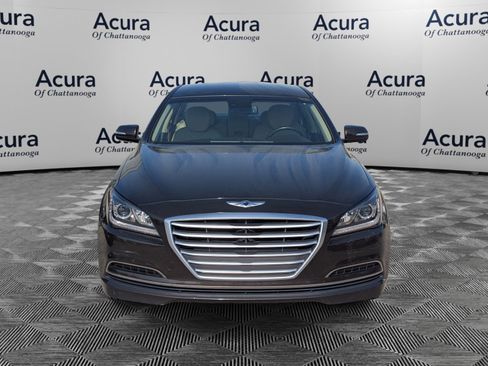 Used 2015 Hyundai Genesis 3.8 RWD image 3