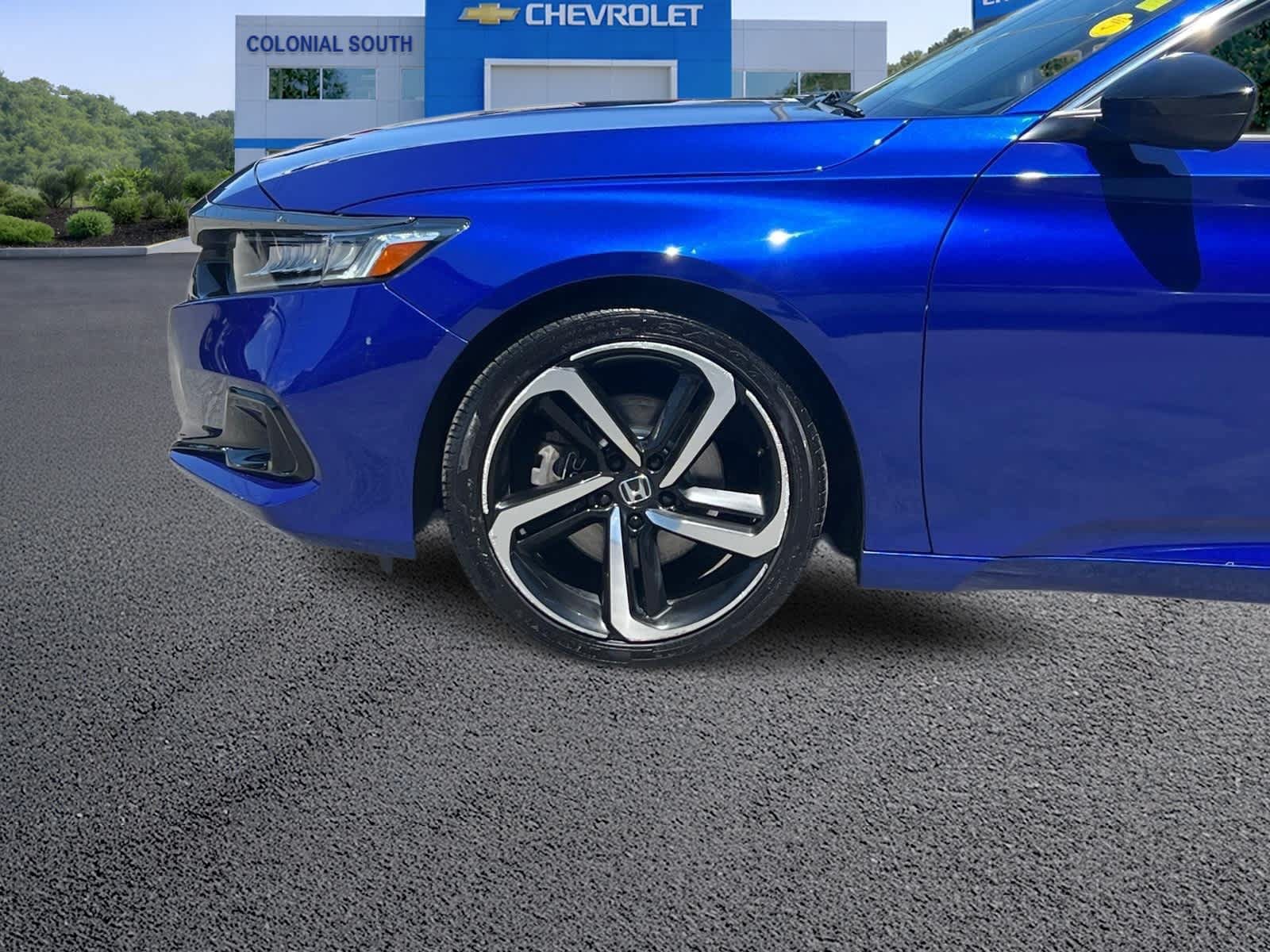 Used 2022 Honda Accord Sport image 11
