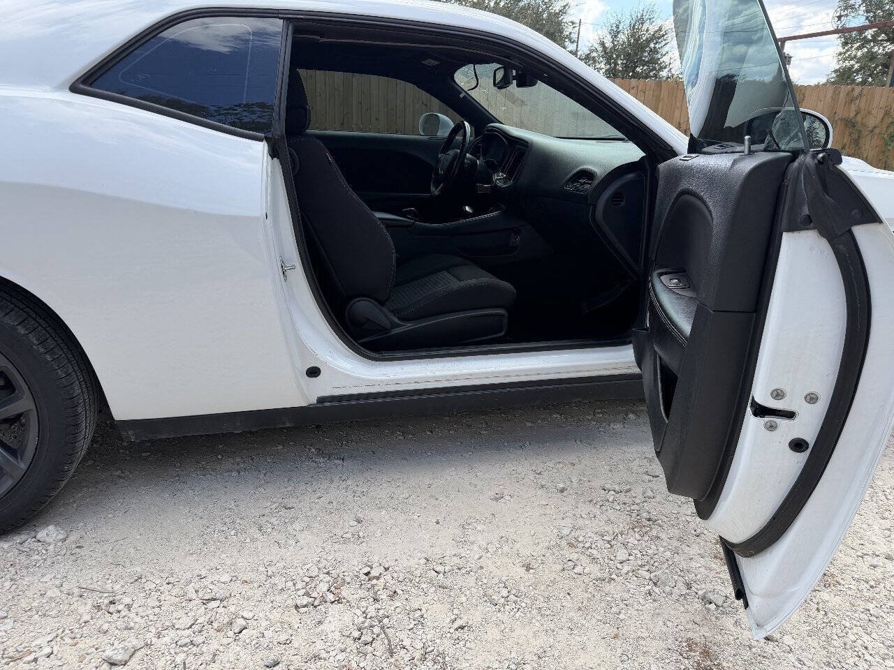 Used 2020 Dodge Challenger SXT w/ Blacktop Package RWD image 7