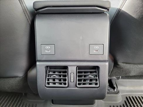 Used 2023 Toyota bZ4X AWD image 17