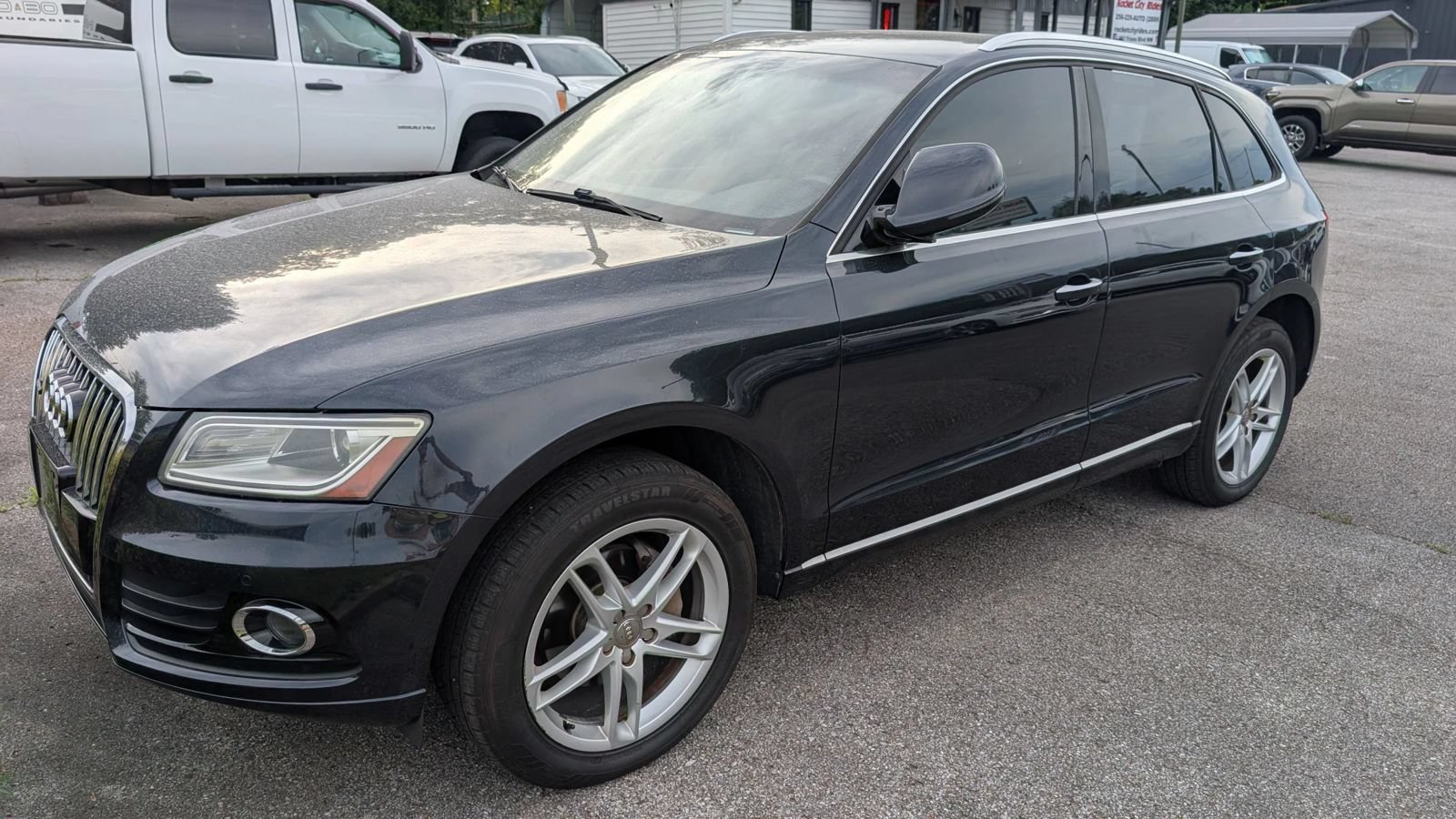 Used 2017 Audi Q5 2.0T Premium Plus w/ Technology Package AWD/4WD image 5