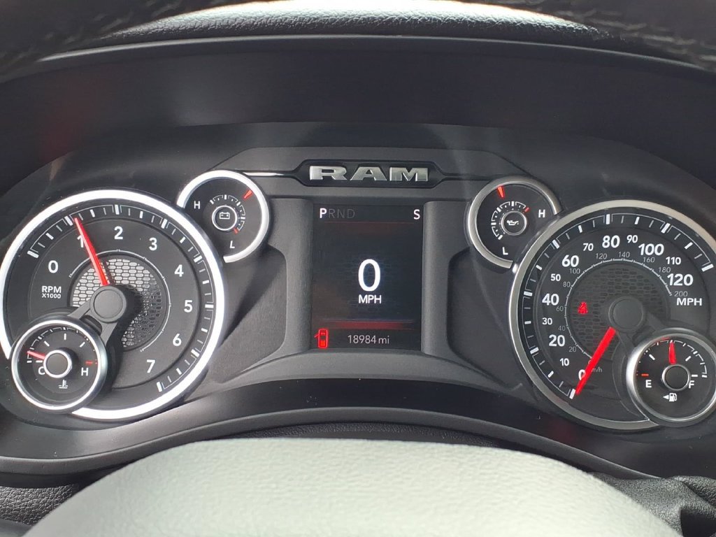 Certified 2026 RAM 2500 Big Horn AWD/4WD image 6