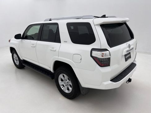 Used 2018 Toyota 4Runner SR5 Premium AWD/4WD image 9
