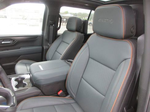 New 2026 GMC Yukon AT4 image 11