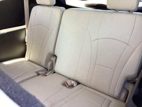 Used 2024 Buick Enclave Essence w/ LPO, Floor Liner Package FWD image 14