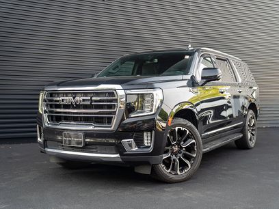 Used 2022 GMC Yukon XL SLT w/ SLT Luxury Package