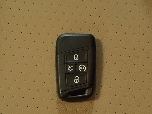 Used 2020 Volkswagen Jetta SEL FWD image 32