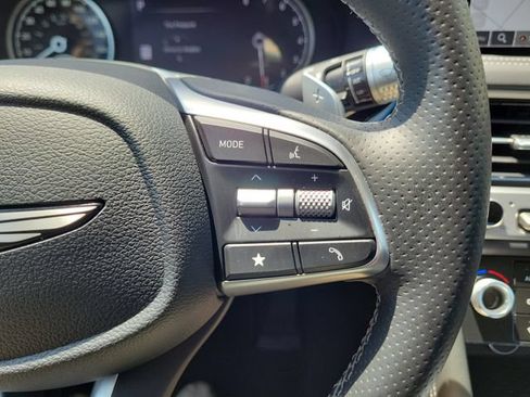 Used 2026 Genesis G70 2.5T RWD image 24