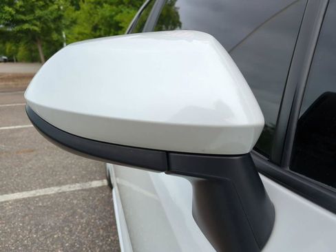 Used 2025 Toyota Corolla LE FWD image 12