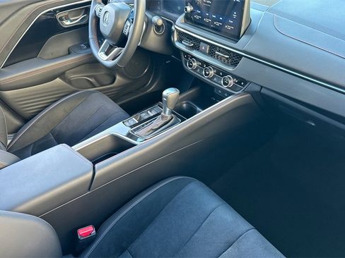 Certified 2025 Acura ADX A-Spec image 17