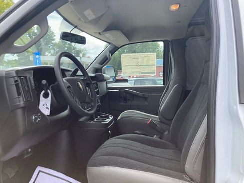 New 2025 Chevrolet Express 2500 w/ Driver Convenience Package image 9