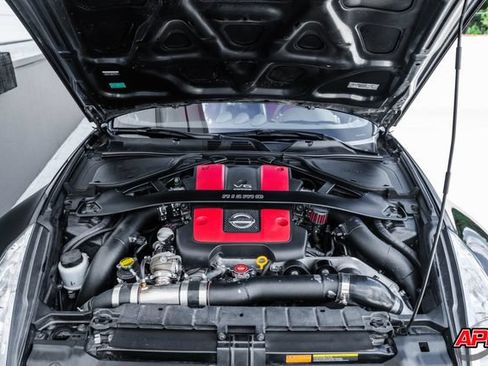 Used 2014 Nissan 370Z NISMO w/ Bose Package RWD image 2