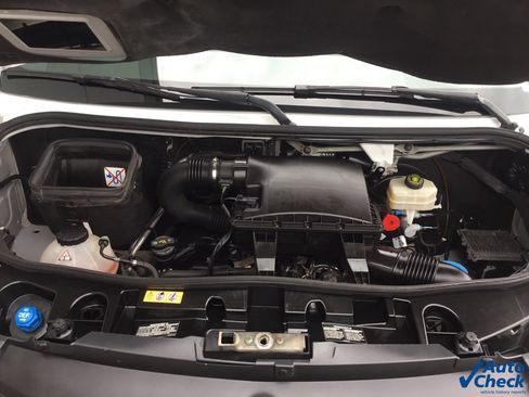 Used 2022 Mercedes-Benz Sprinter 2500 image 35