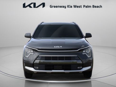 New 2026 Kia Niro FWD image 2