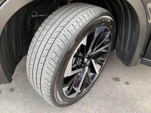 Used 2023 Mitsubishi Outlander SE image 12