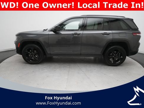 Used 2022 Jeep Grand Cherokee Altitude image 23