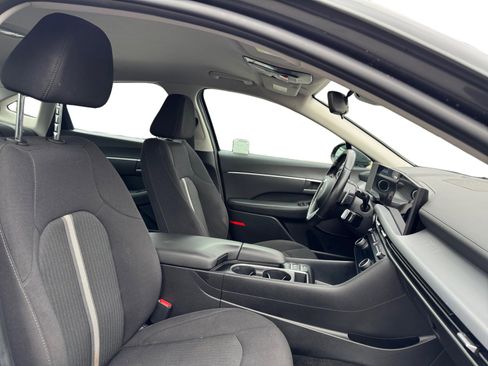 Used 2025 Hyundai Sonata SEL FWD image 15