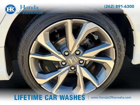 Used 2019 Honda Civic Touring image 23