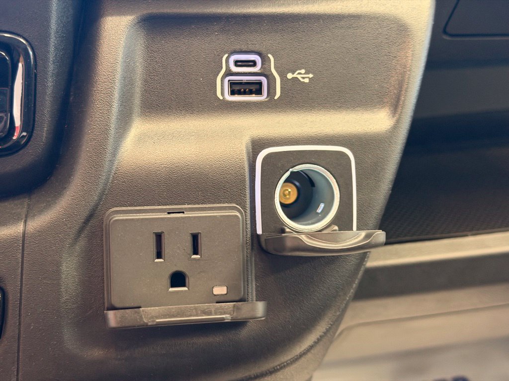 New 2026 RAM ProMaster 3500 w/ Safety Group FWD image 28
