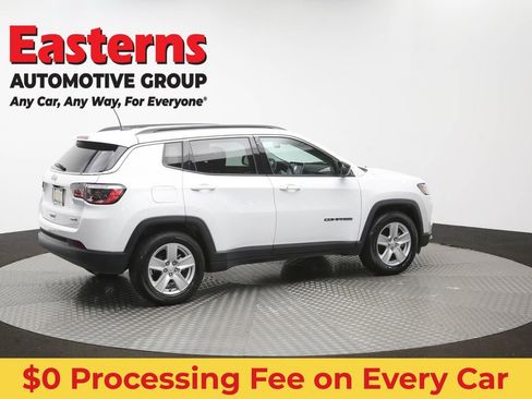 Used 2022 Jeep Compass Latitude w/ Convenience Group FWD image 42