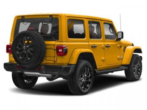 Used 2021 Jeep Wrangler Unlimited Sahara w/ Cold Weather Group AWD/4WD image 5