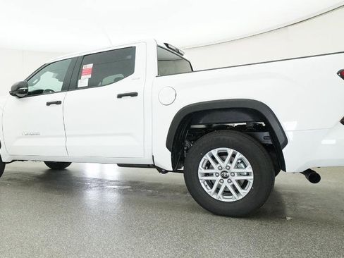 New 2026 Toyota Tundra SR5 AWD/4WD image 36