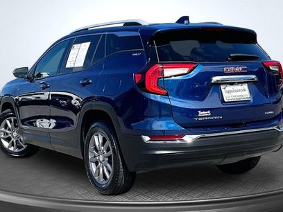 Used 2023 GMC Terrain SLT