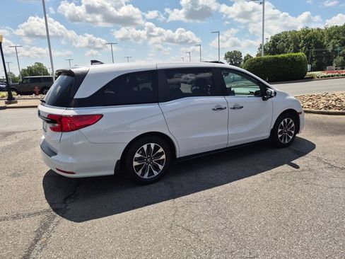 Used 2024 Honda Odyssey EX-L image 4