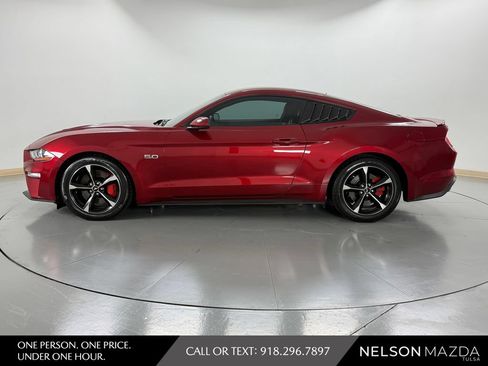 Used 2018 Ford Mustang GT RWD image 9
