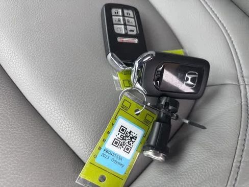 Used 2023 Honda Odyssey Touring image 26