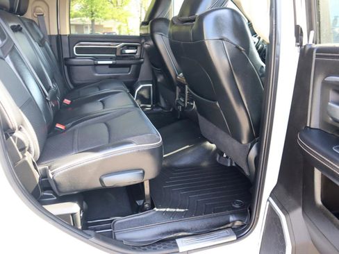 Used 2019 RAM 2500 Laramie image 12