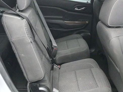 Used 2018 GMC Acadia SLE w/ Driver Alert Package I image 11