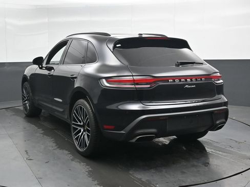 Used 2022 Porsche Macan AWD/4WD image 6