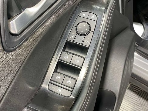 Used 2023 Nissan Rogue SV AWD/4WD image 21