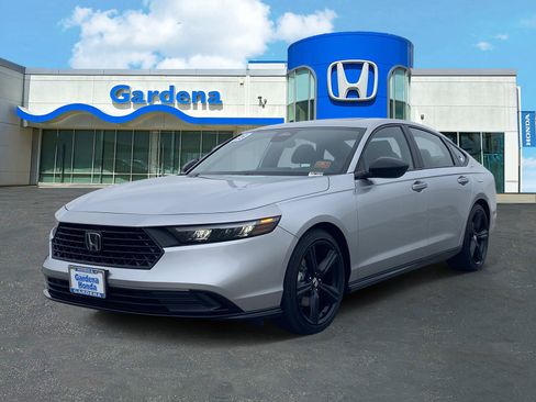 Certified 2025 Honda Accord Sport image 3