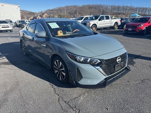 Used 2025 Nissan Sentra SV w/ SV Premium Package image 1