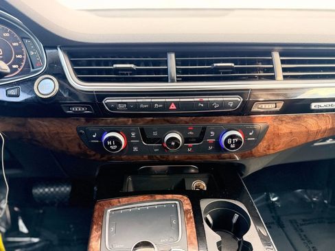 Used 2017 Audi Q7 3.0T Premium Plus image 23