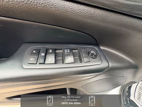 Used 2020 Jeep Grand Cherokee Altitude image 17