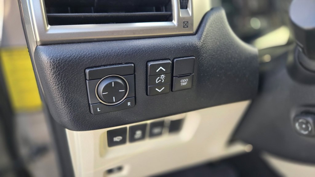 Used 2020 Lexus GX 460 Premium AWD/4WD image 19